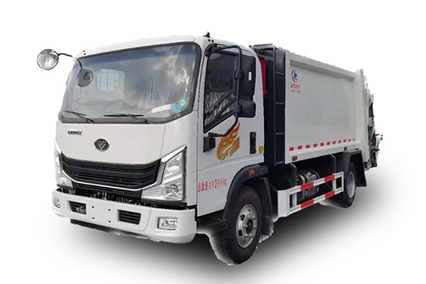 Garbage Compactor Truck